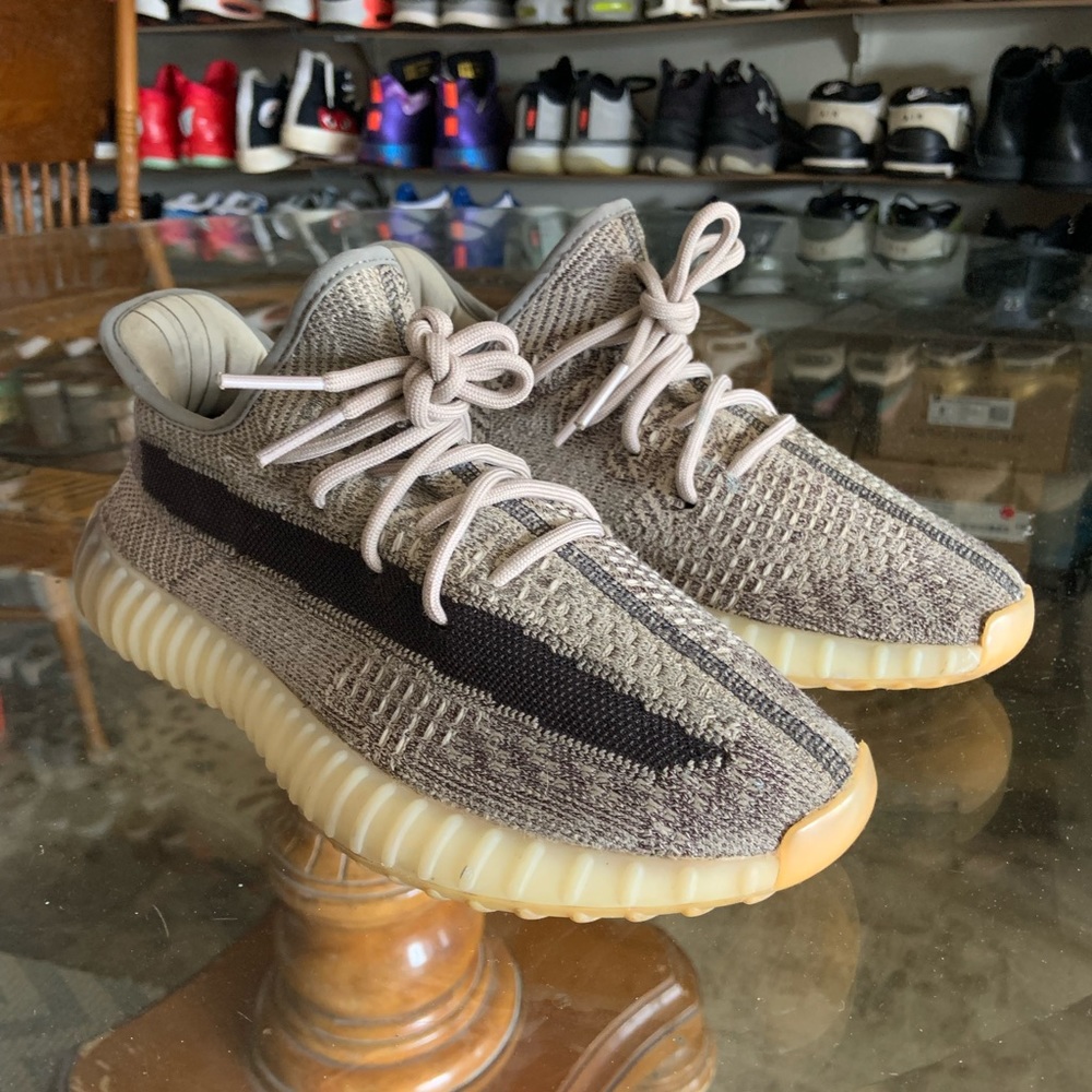 Men’s 9 (42.6) adidas Yeezy Boost 350 V2 ‘Zyon’